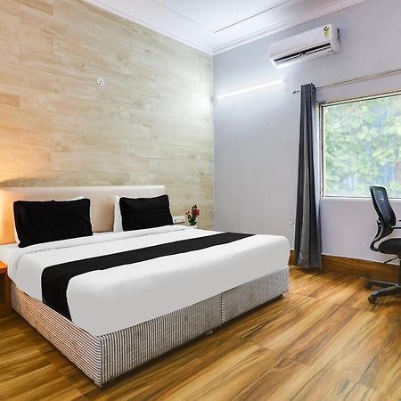 Готель Super Collection O Bhiwadi Екстер'єр фото