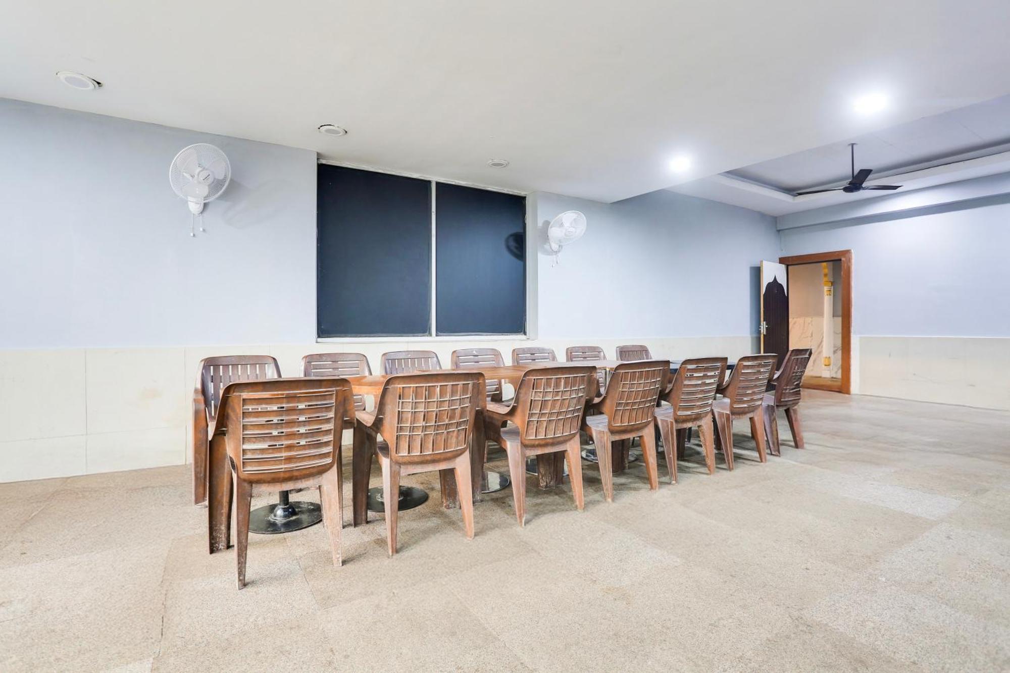 Готель Super Collection O Bhiwadi Екстер'єр фото